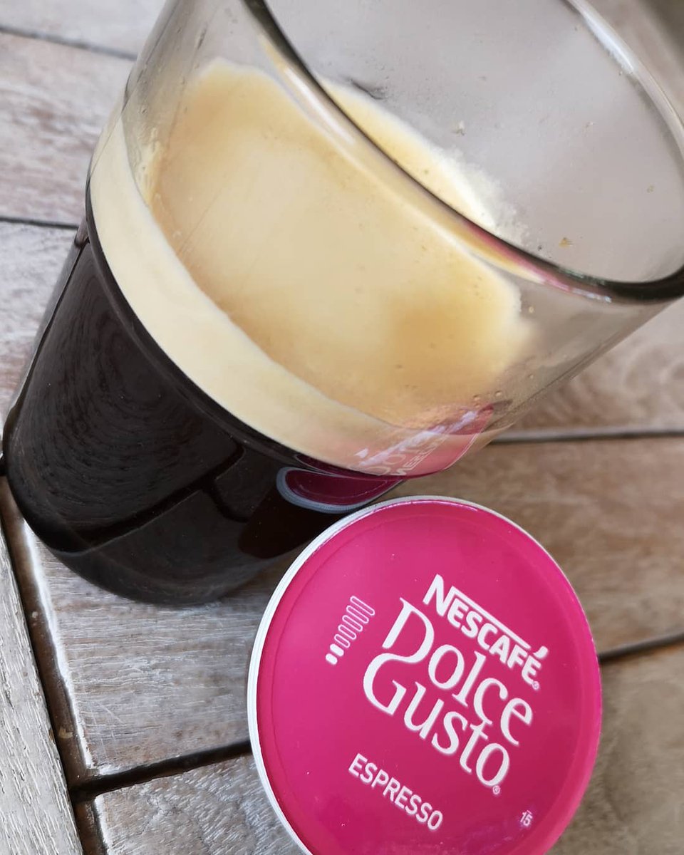 jean_ripert's tweet photo. Passez une agréable journée avec un #momentcafe @nescafedolcegustofr ! ☕

#DolceGusto
#nescafedolcegusto https://t.co/QMYTehghWT