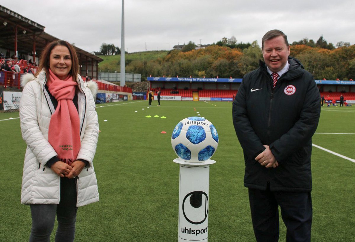 larnefc's tweet photo. 𝗧𝗛𝗔𝗡𝗞 𝗬𝗢𝗨 👏👏 

A big thank you to Hastings Financial Services for sponsoring yesterday’s match ball! ⚽️

We hope that you enjoyed your day at Inver Park 🏟

📸 Ross Nicholson

#WeAreLarne #BeTheDifference https://t.co/MCZM3Jb43F