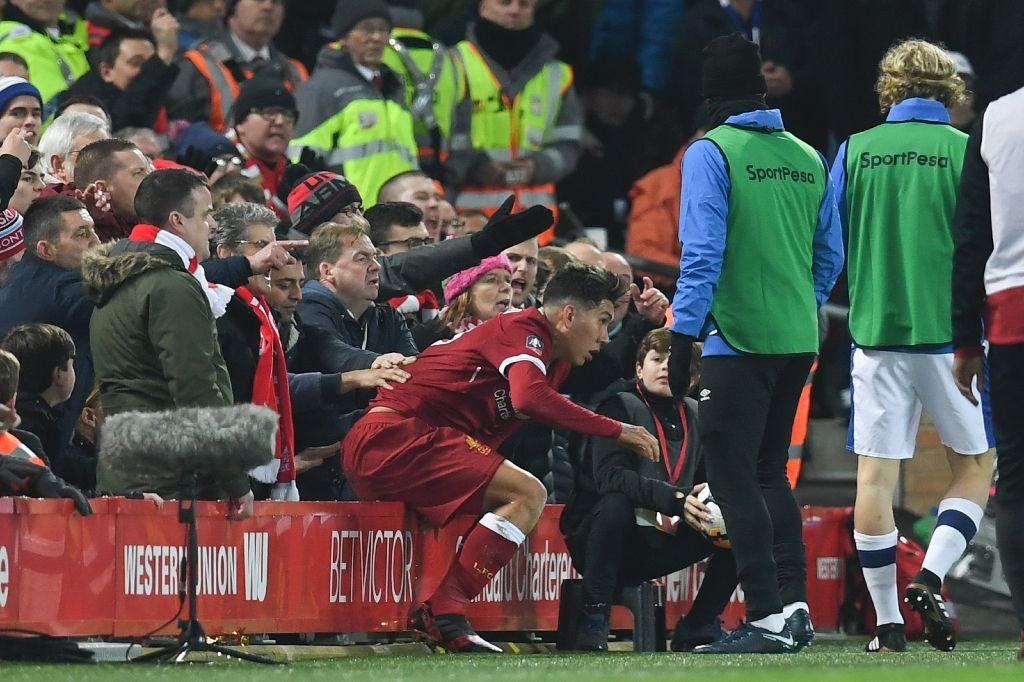 2. Holgate shoving Firmino over into the boards with the intent to injure him. Tom Davies just laughs on and does nothing to help or stop him going over and potentially getting hurt.