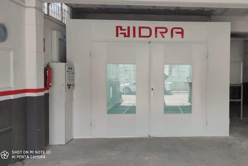 Buenas dias a todos, les dejamos foto de una nueva cabina de pintura.
Good morning everyone, here's picture of a new spray booth.
Bonjour tout le monde, nous laissez-le photo d'une nouvelle cabine de peinture.