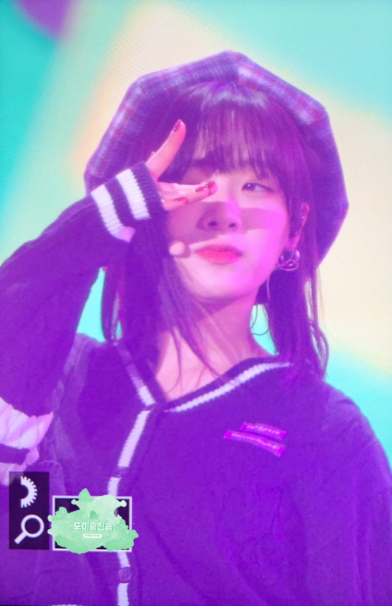 DoMiSol_Jinsol's tweet photo. 201018 2020 레이크뮤직 페스티벌 Preview

오랜만에 춘천에서 K-POP💚
울 갓기천사 춘천에서 미모 열일💚

#에이프릴 #진솔 #이진솔
#APRIL #Jinsol #ジンソル
@APRIL_DSPmedia @4wallE https://t.co/rwEquV4Qeg