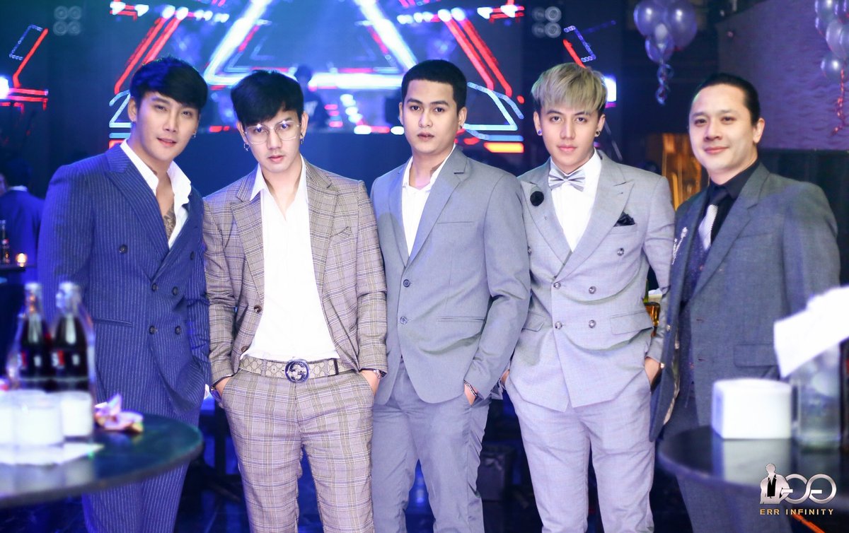 errinfinity's tweet image. “เอออินฟินิตี้” บอกเลยว่าแซ่บมาก🔥
จองโต๊ะได้เลยครับคืนนี้ #บาร์โฮสหนุ่มหล่ออันดับ1 

Inbox: m.me/ERR.INFINITY.L…

สอบถามรายละเอียดหรือติดตามข้อมูลข่าวสารได้ที่⬇️

✅Inbox: 
✅Line : lin.ee/ZJ5cbo5
หรือ @errinfinity (มี @ข้างหน้า)