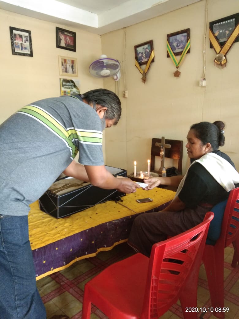 LayEdvin's tweet image. Kunjungan duka dan penghiburan ke keluarga yang berduka Di Paroki Kristus Juruselamat Kotaraja. 
DPP Sie Sosial