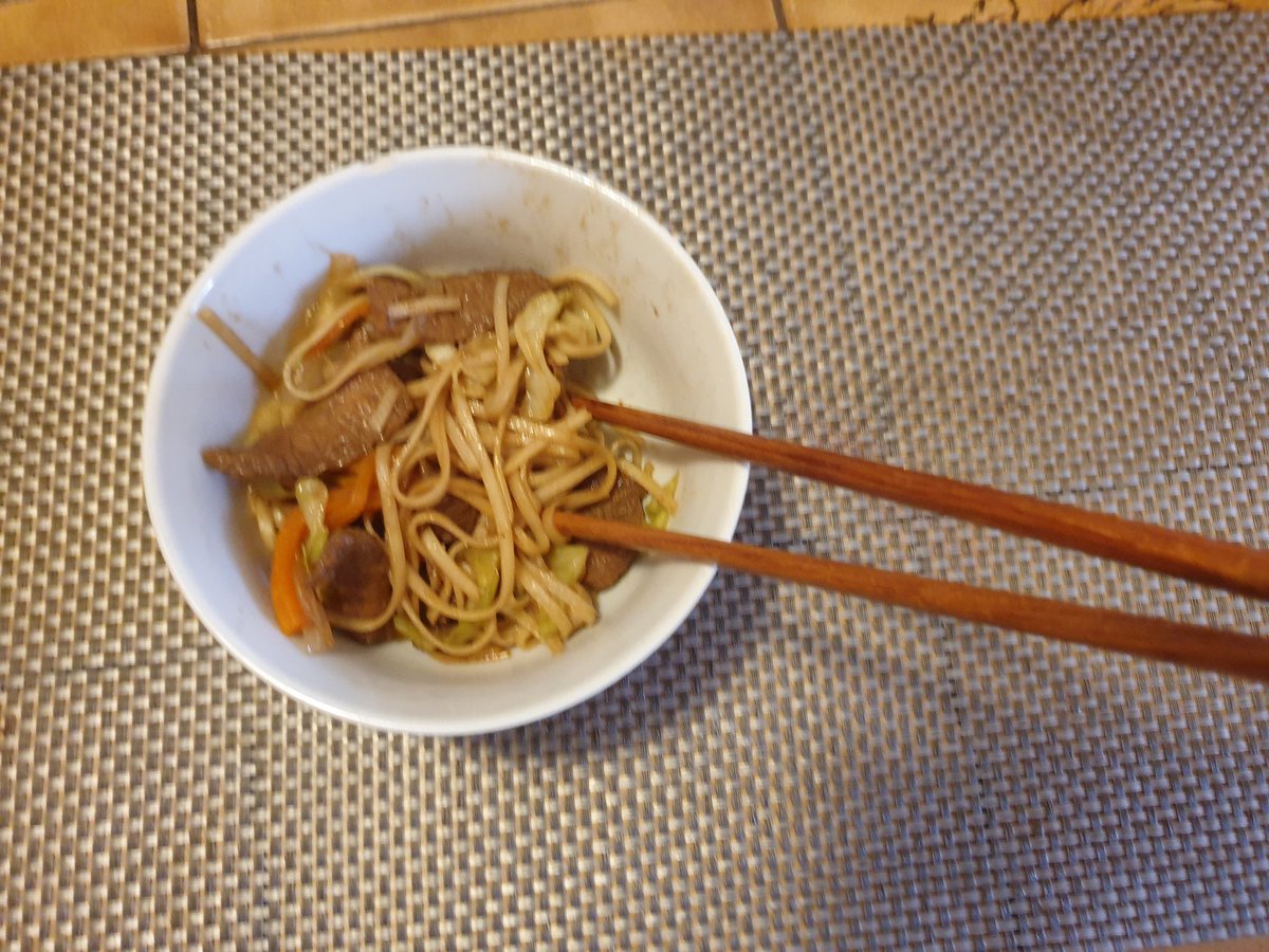 albcontact's tweet photo. Back to the #ConsumersCorner 
Fried Noodles on Beef. Yup! Our Chicken Moment. https://t.co/KD9oFf1OAL