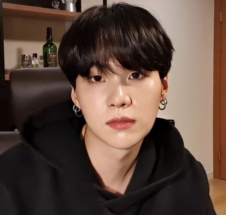 perfect things in the world ; a satisfying thread