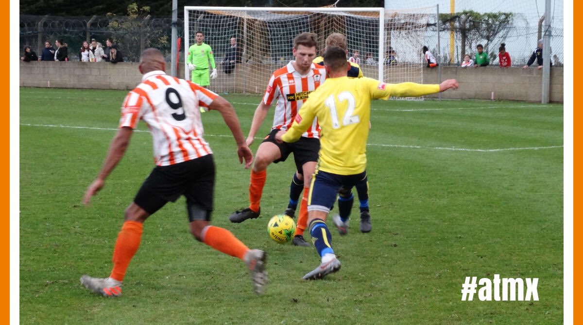 ashfordtownmx's tweet photo. The match report for yesterday’s @BuildbaseUK @FA Trophy game is now available via our website 📙🍊
https://t.co/QN9slFiw4L
Photos and report courtesy of @pgbuk / @ElevatedOnline
#ASHWHI #atmx #FATrophy https://t.co/qajuCJFesi