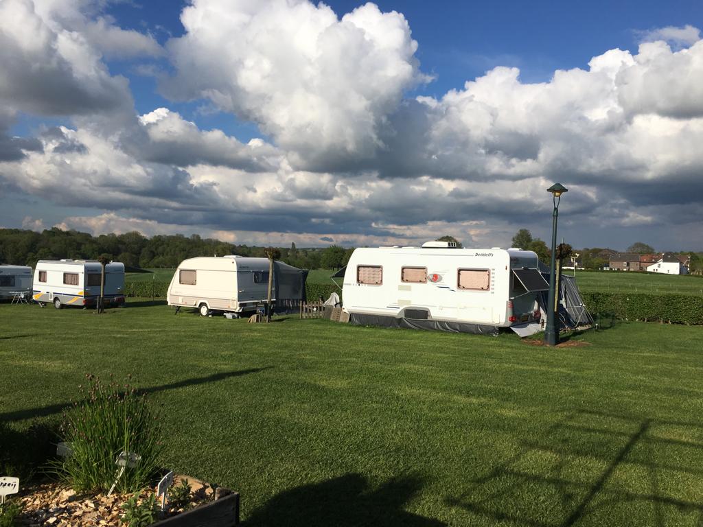 Tot 31 oktober 2020 is onze #minicamping nog open! Daarna is het seizoen weer teneinde......
Dus als jullie nog even willen genieten van het Limburgs leven reserveer nog een mooi plaatsje op onze kampeerboerderij in Libeek #Limburg.
hofvanlibeek.nl

Foto: bianca