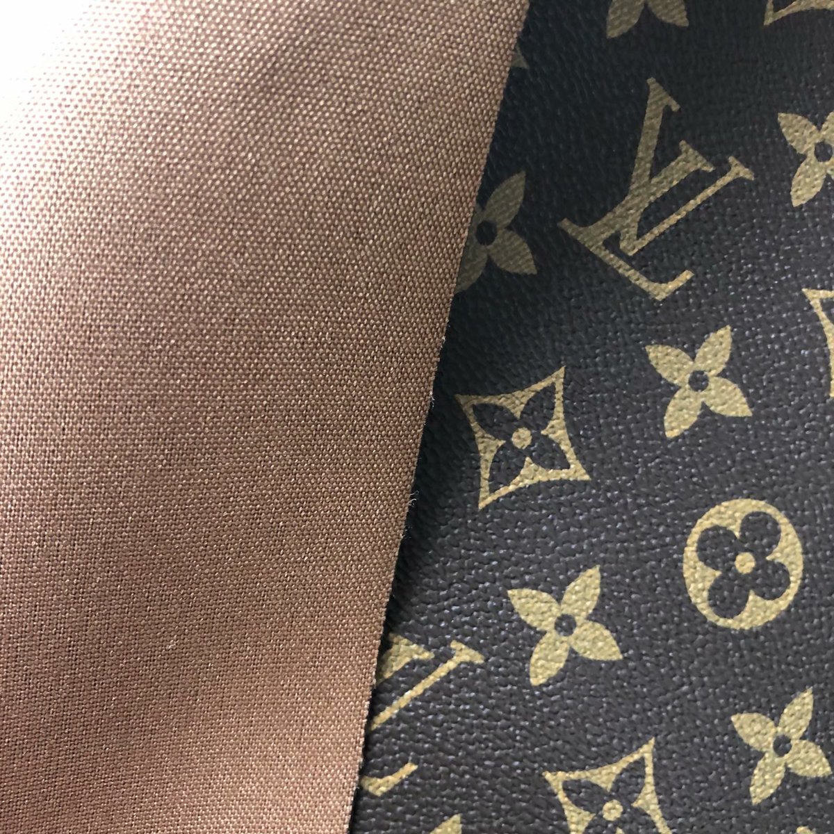 Kenny12898's tweet photo. Designer LV Vinyl Leather. #GLPG1017 #LV #LVVinyl #designerleather https://t.co/B3BPdzlLGq