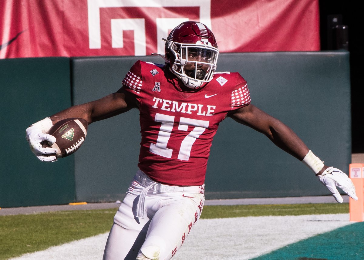 JSGarbRPh's tweet image. It is always in the eyes 
@0Breadwinna @MACK_IT_OUT @TayvonRuley