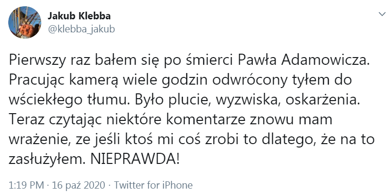 Strykasia's tweet photo. Operator #Klebba , który wszedł na prywatny teren i dostał w mordę żali się, że strach pracować w TVP. Chciałam nieśmiało przypomnieć, że TVP szczuła na prezydenta Adamowicza 1700 razy. Mają  krew na rękach PiSowskie szumowiny! https://t.co/GUGJRWWA3r