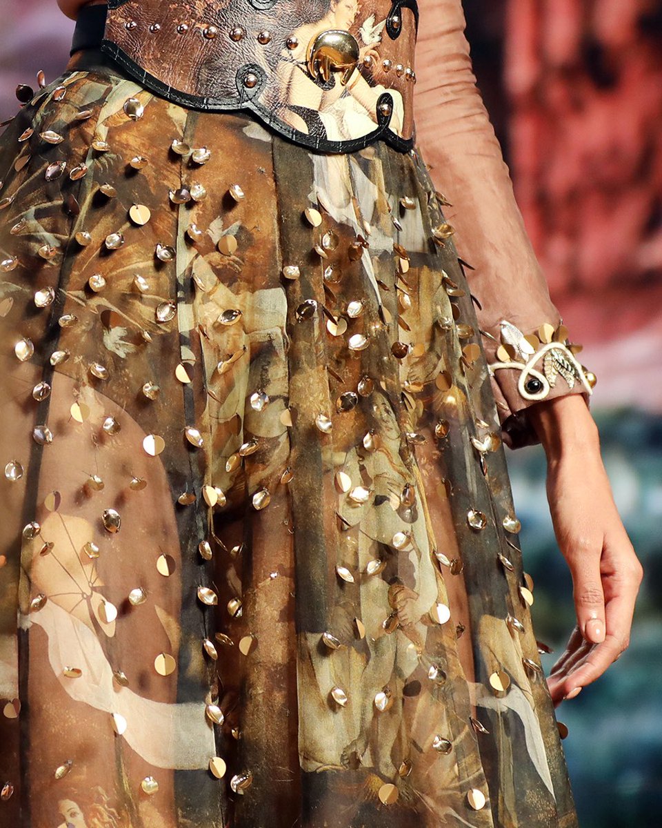 Here’s a sneak peek into the launch of <a href="/shivan_narresh/">SHIVAN & NARRESH</a> festive collection at 07:30 PM at the first-ever phygital edition of FDCI's #LMIFWSS21

<a href="/LotusHerbals/">Lotus Herbals</a> @dlfemporio <a href="/thechanakya_/">TheChanakya</a> 

#LMIFW #FDCIGoesDigital