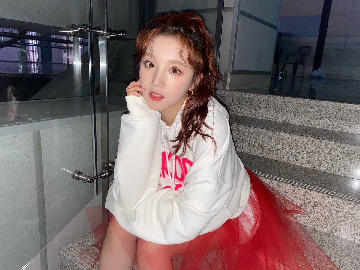 official_i_dle's tweet photo. [#우기] By 🍜 https://t.co/9QbKcRVy7M