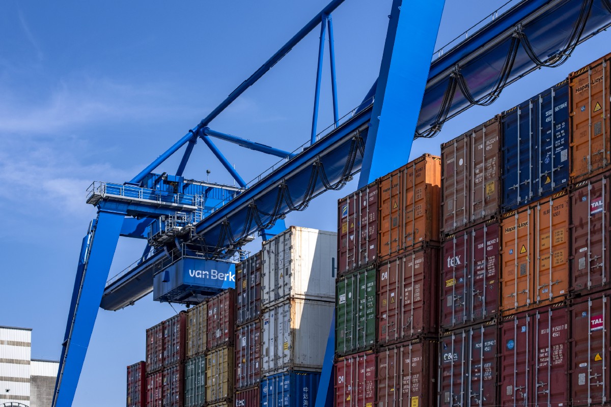 DrMattCrowson's tweet image. Docker for Data Science — A Step by Step Guide dlvr.it/RjrMn1 #machinelearningtutorial #towardsdatascience #docker #mlops