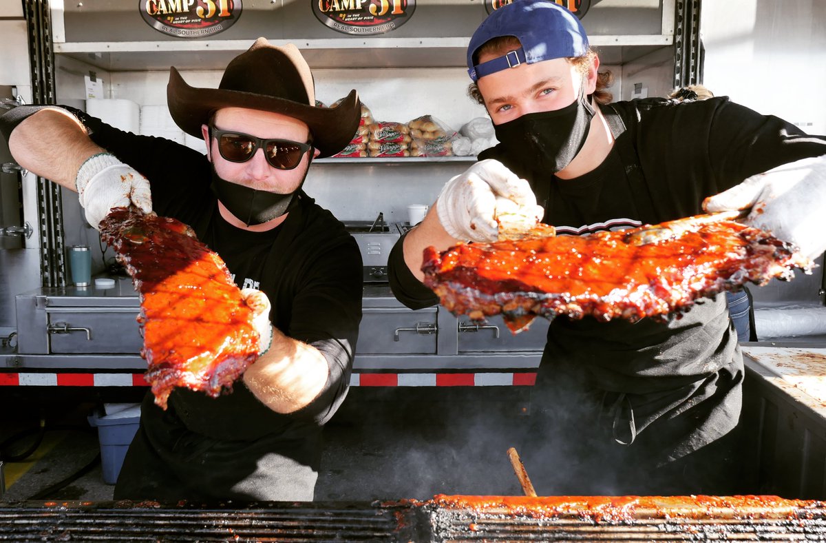 It's the final day of the Mississauga Ribfest DRIVE THRU BBQ!
@erinmillstown - Parking Lot C between Hudson's Bay & Tim Horton's today from 10:30 AM to 7:00 PM to get your favourite BBQ ribs and chicken!
https://t.co/4OEGFuFzQi
#Ribfest #MississaugaON #Ribs #BBQ #Rotary https://t.co/NewDDDtG7n