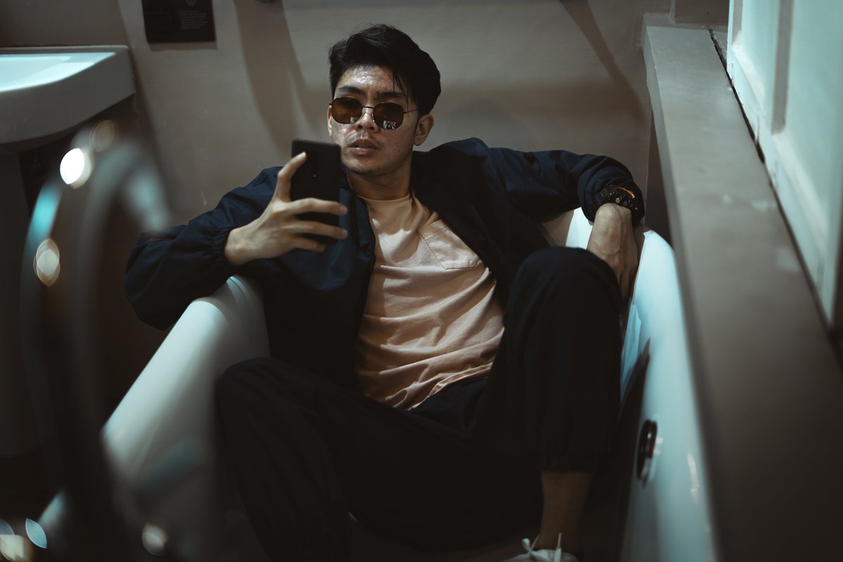 imFrancistar's tweet photo. Self portrait | a7iii https://t.co/CJFDj8AmIN