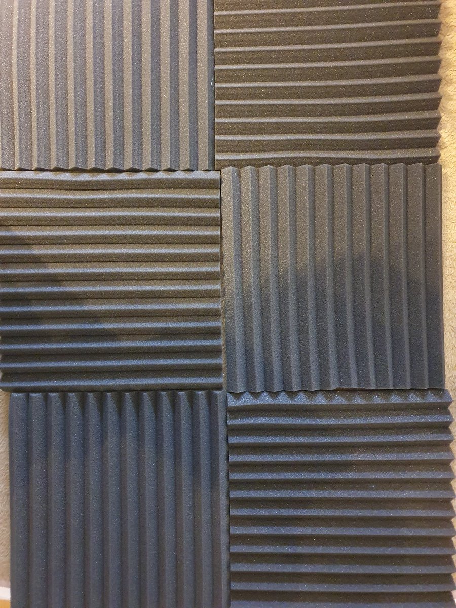 Jorg Jakob 99liga 99valorant Odysseyleague Gestern Extra Noch Tesafilm Stripes Gekauft Um Heute Die Wand Hinter Mir Mit Schallschutz Matten Zu Versehen Heute Festgestellt Dass Ich Diese Anscheinend Nicht Mit Eingepackt