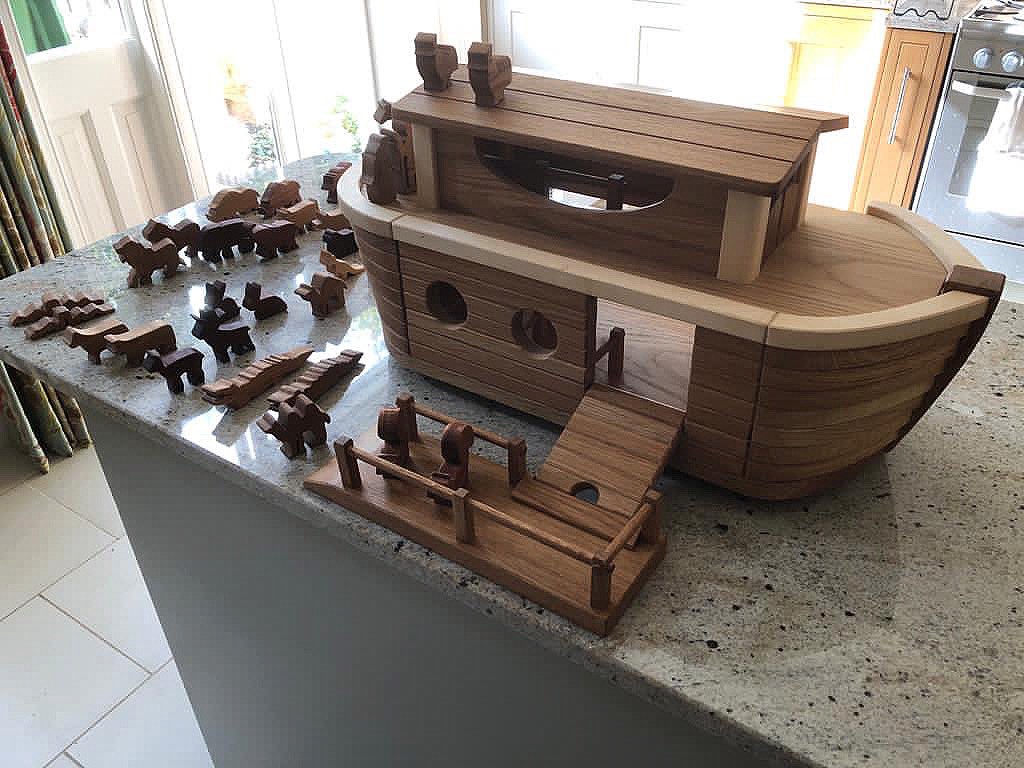 georgina_marie2's tweet photo. my dad has a hobby in woodwork &amp; carpentry and he really wants to start a business up to sell his work as he hates his current job, here is a gift he recently made for one of our friends who’s just had a baby, it’s so cute &amp; he’s so talented 🥺 he makes furniture and all sorts https://t.co/yeQNp2BPlK