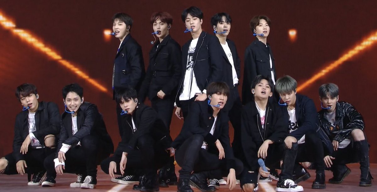 KPOP TITANS           GIANT ROOKIES