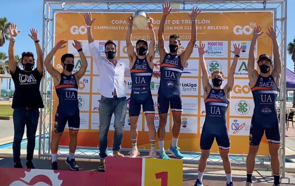 _AmparoNavarro's tweet photo. La @UA_Universidad se ha proclamado Campeona de la Copa del Rey de triatlón. 🏆

Revalida el título del año pasado y suma su cuarta Copa de la historia (2015, 2016, 2019, 2020). ¡Enhorabuena chicos @UAtriatlon! 👏👏👏 https://t.co/kqJDaeC4ol