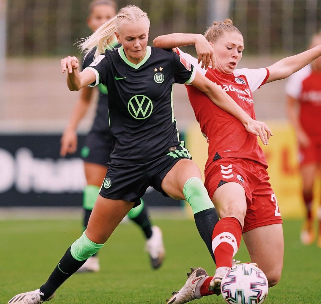 FussballBR's tweet photo. 🇳🇴 Karina #Saevik (24) marcou seu primeiro gol com a camisa do Wolfsburg neste domingo na partida contra o Duisburg. A norueguesa estreou ainda na terceira rodada contra o Meppen e não havia marcado gols até então. https://t.co/9jZetToyZf