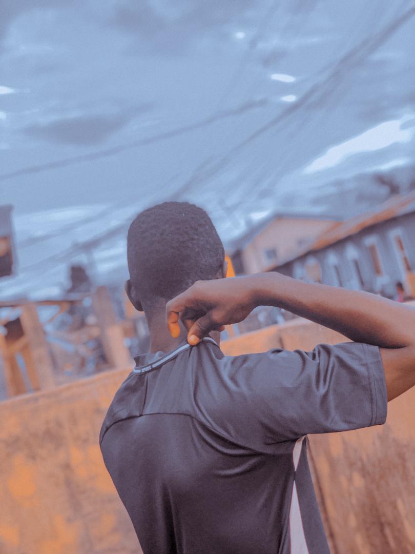 Waleflex4's tweet photo. My front won't always be there so value me when you have me #boy #picture #ForTheBrand #cutie https://t.co/k2wVxbE6eR