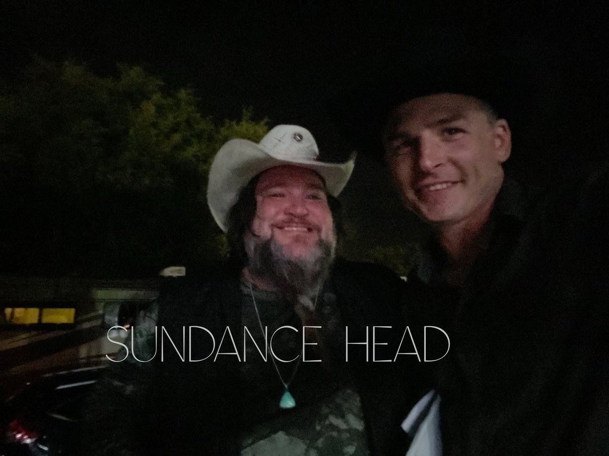 JohnnyBHolloway's tweet photo. On stage in front 4,000+ Texans interviewing &amp; introducing country singers Easton Corbin, Sundance Head, Jake Worthington and other artists for the nonprofits 5th annual #BootsForTroops #ConcertInTheCountry! https://t.co/WfZZrmShsr
