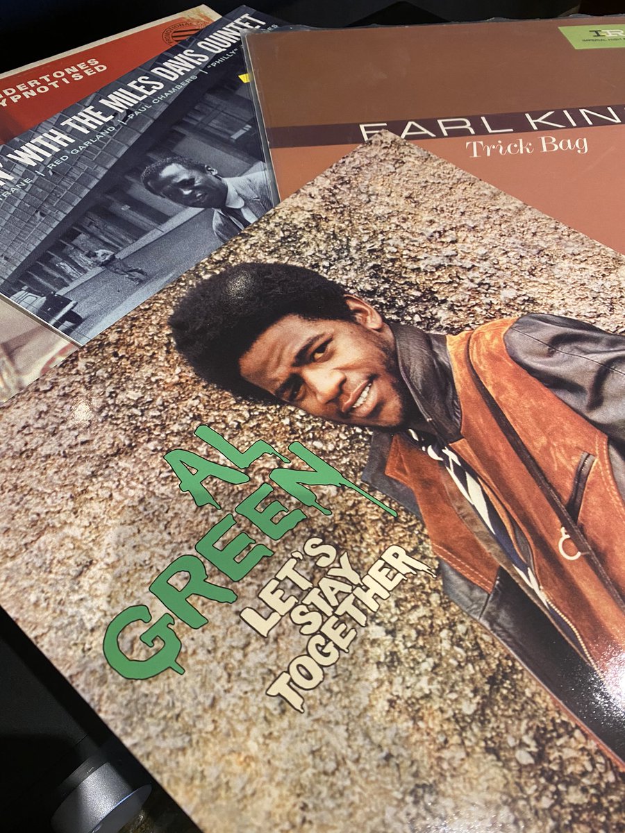 JBMatthews's tweet photo. Sunday jams. What about you?#vinylcollection #vinyljunkie
#ReverendAlGreen #MilesDavis #EarlKing @algreen @milesdavis https://t.co/5k7z2VhCxp