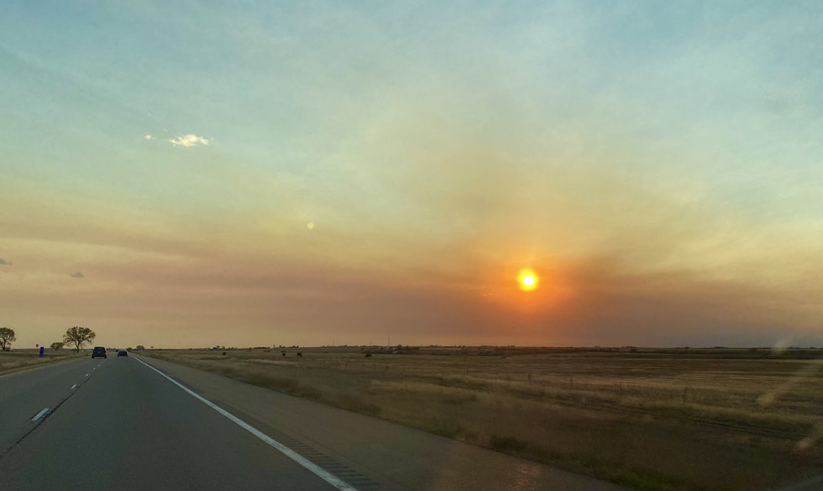 capdanmornings's tweet photo. Coming in to hanging smoke on the eastern plains. https://t.co/sNqMZkSCe4