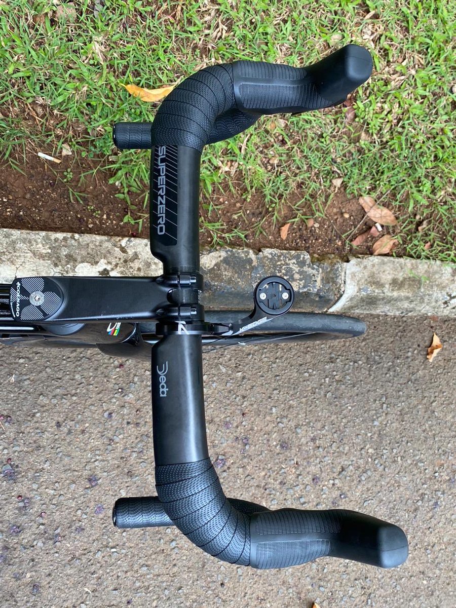 rahanandra's tweet photo. #fnfjb - WTS Aerobar Deda Superzero condition 99% like new. +628119996867 https://t.co/Kz5LGQaona