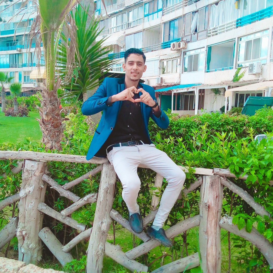 etop711's tweet photo. #صورة_ملف_شخصي_جديدة https://t.co/qb30QamWmX