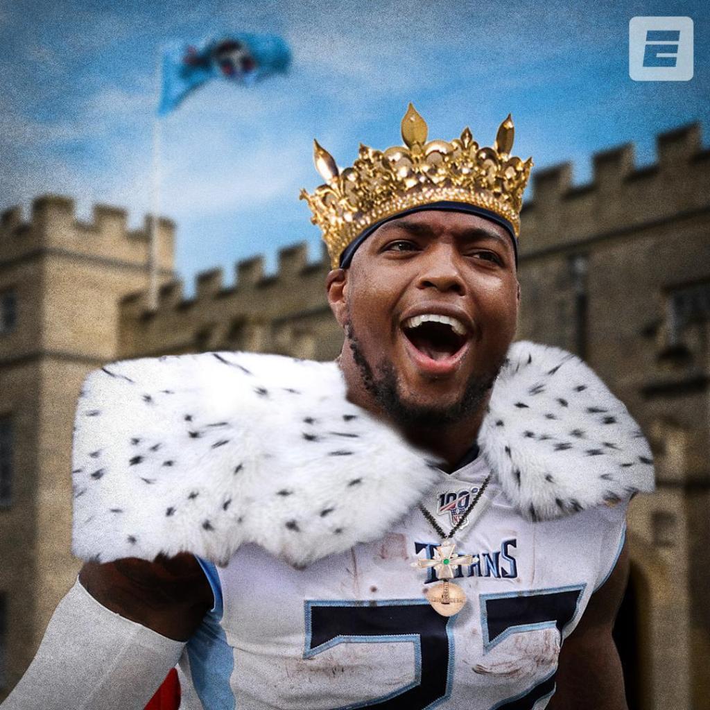 SportsCenter's tweet photo. 👑 ALL HAIL THE KING 👑 @KingHenry_2

💪 24 Touches
💪 264 Yards
💪 2 TDs
💪 Game-winning play https://t.co/W19dpfLMaL