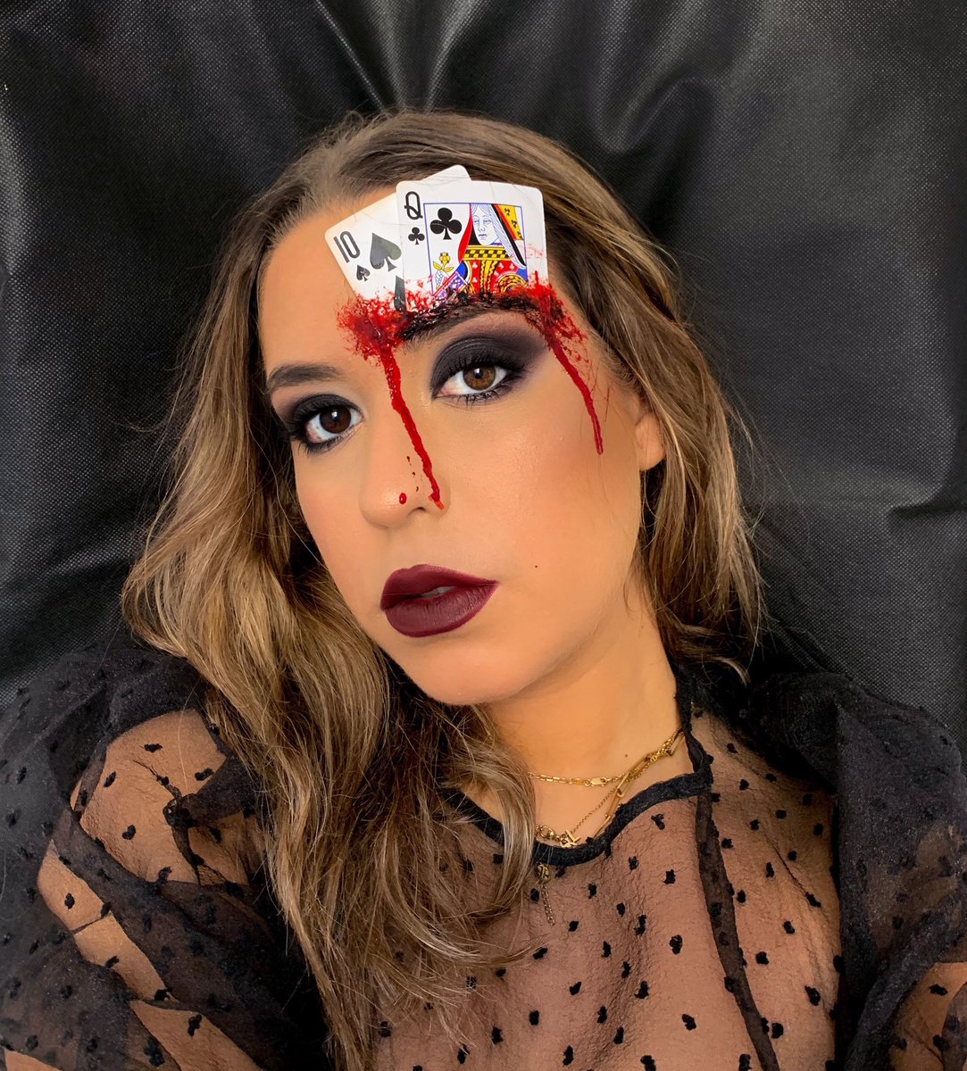 Laurittamr's tweet photo. halloween it’s coming 👻 https://t.co/TnpkLtW8vL