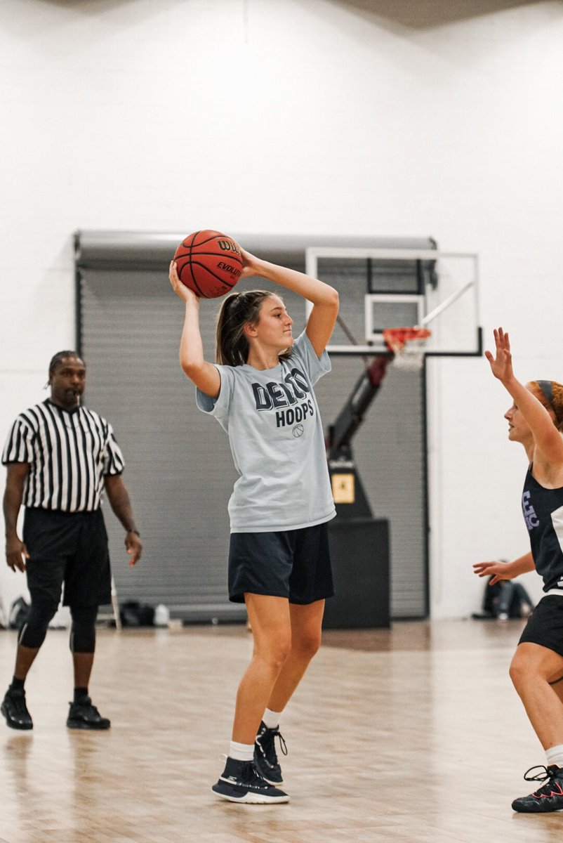 GoldenHoopsUSA's tweet photo. Delco wins the tournament 65-64 https://t.co/1JC60tX8ac