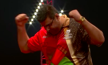 HighRollerRadio's tweet photo. The look on Michael's face, though!!!!!

Strangest finish ever to win tourney, treble eight, double 14, double 18...THE 88!

No, the DE SOUSA!!!!
Champion #ET3 #EDGP20 #Darts #Germany https://t.co/5SXoEhjPvV
