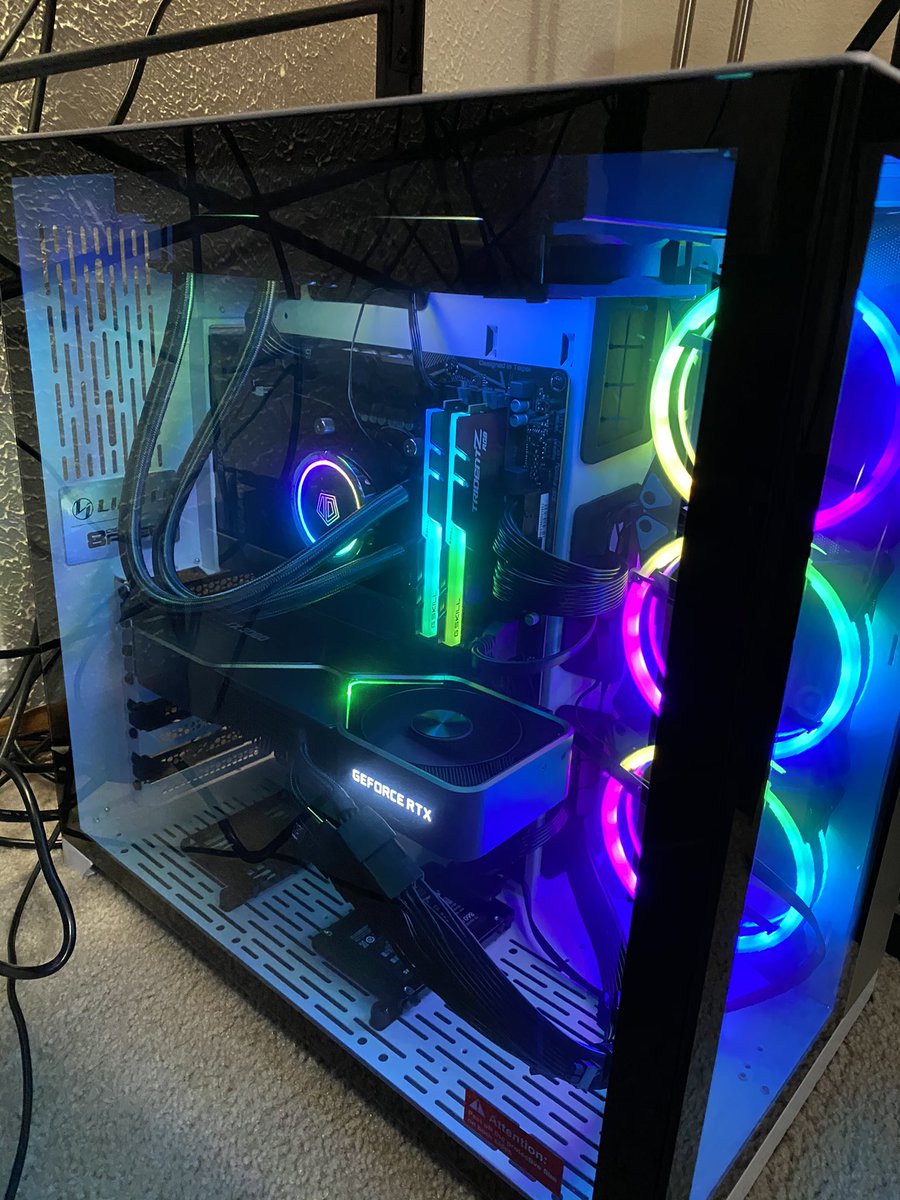 jayhad81's tweet photo. Build complete - i9 10850k, 3GB of SSD drives, 3080GTX, 32GB of G.Skill ram, and a bunch of pretty LED fans.  Was worth the wait getting all the parts :-) https://t.co/UmaSeUg9Ac