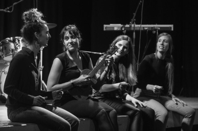 Aquest cap de setmana amb les <a href="/womscollective/">WOM's collective</a> hem pogut fer dos concerts a #Soria i a #Burgos amb totes les mesures, tot venut i la gent entregada amb ganes de música en directe! #culturasegura

Gracias por tratarnos taaaan bien! <a href="/Avalon_Soria/">Avalon Café/Teatro</a> <a href="/girandoporsalas/">Girando Por Salas</a> <a href="/culturalCBurgos/">Cultura Fundación Caja de Burgos</a>