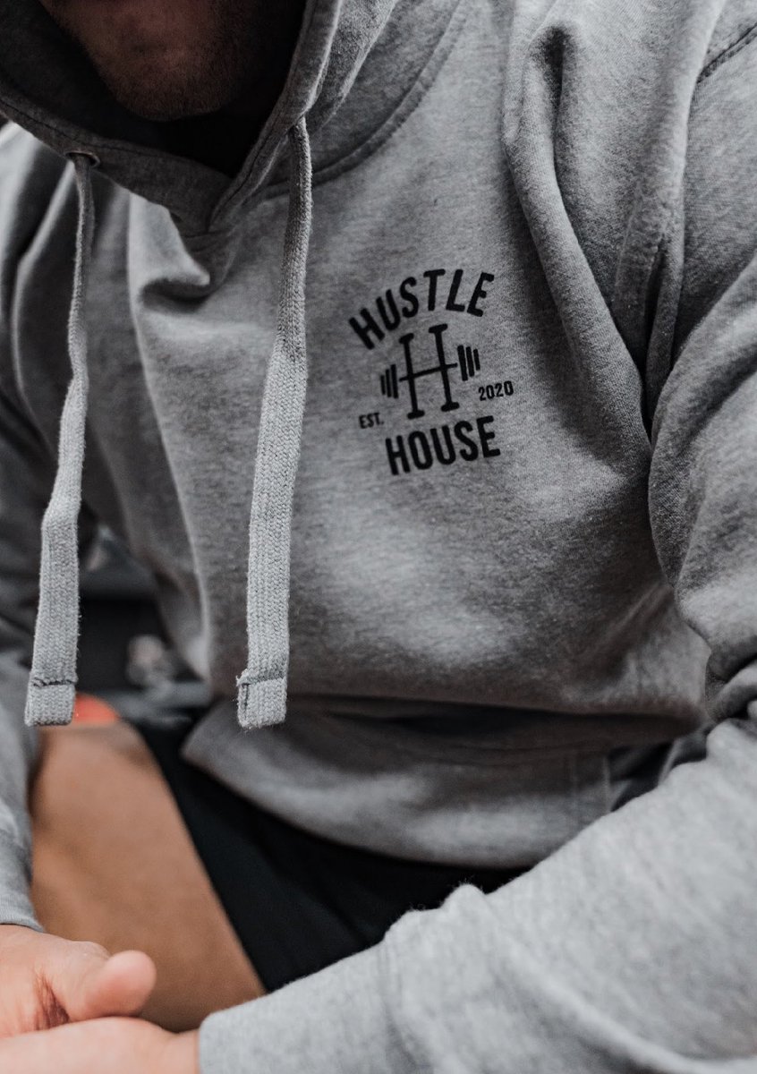 _Angel_Serna's tweet photo. I never post on here but follow me on Instagram @ AngelSernaFitness this is my fitness Clothing brand if you fuck with it I just launched these hoodies Dm me to order 🤘🏽🤘🏽#HustleHouse https://t.co/KZi5ylDP8A