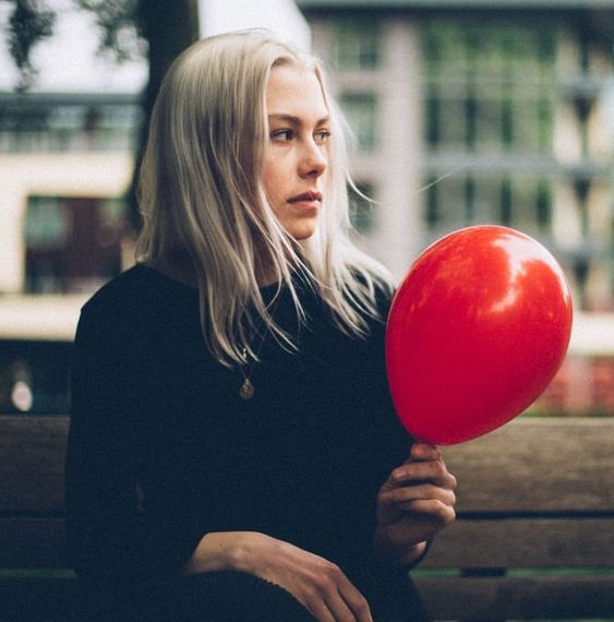 Phoebe Bridgers• bisexual• American singer-songwriter & musician• indie rock, folk rock, emo