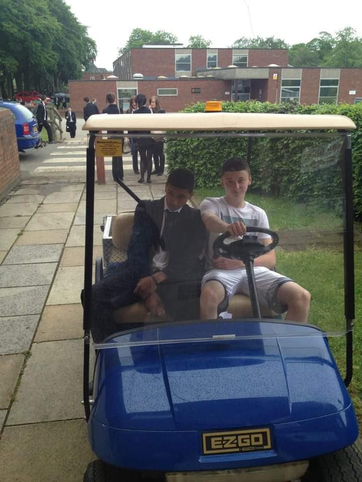Alandeakin_'s tweet photo. @Topszn95  happy birthday bro!!! https://t.co/vPiZx2s8xy