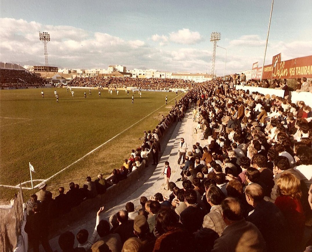 𝓙𝓸𝓼𝓮 𝓕𝓬𝓸 𝓟𝓮𝓻𝓼𝓸𝓷𝓪𝓵 𝓒𝓪𝓼𝓮𝓼 tweet media