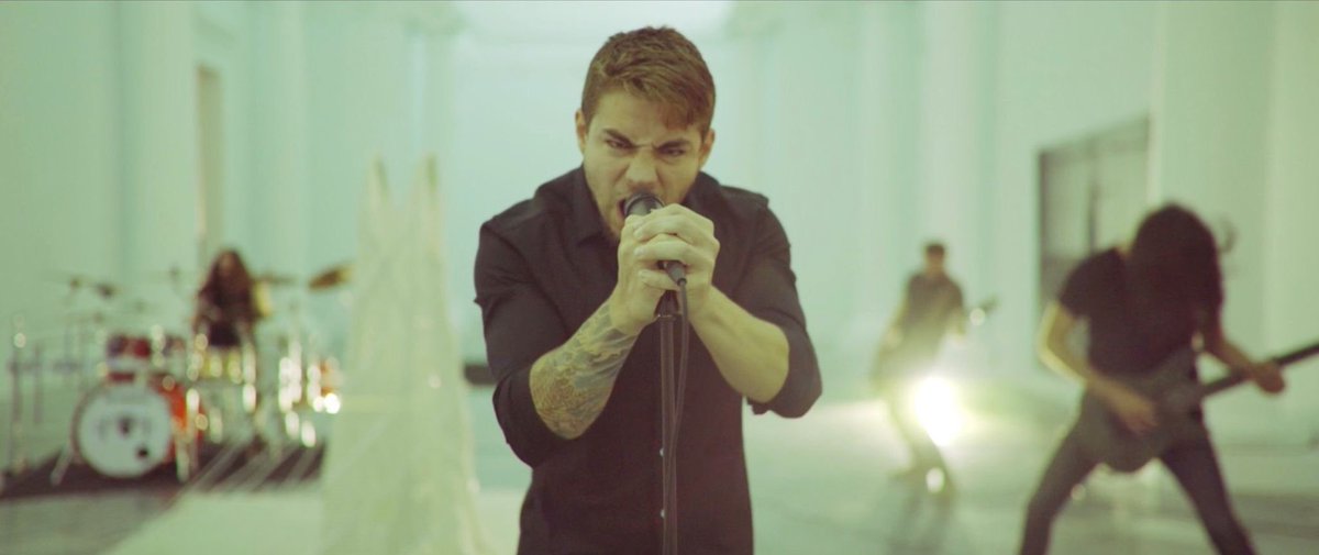 Almost 9000! 
Watch our new video / Discover our new sound: youtube.com/watch?v=vxN-ow… <a href="/ArtGatesRecords/">Art Gates Records</a>