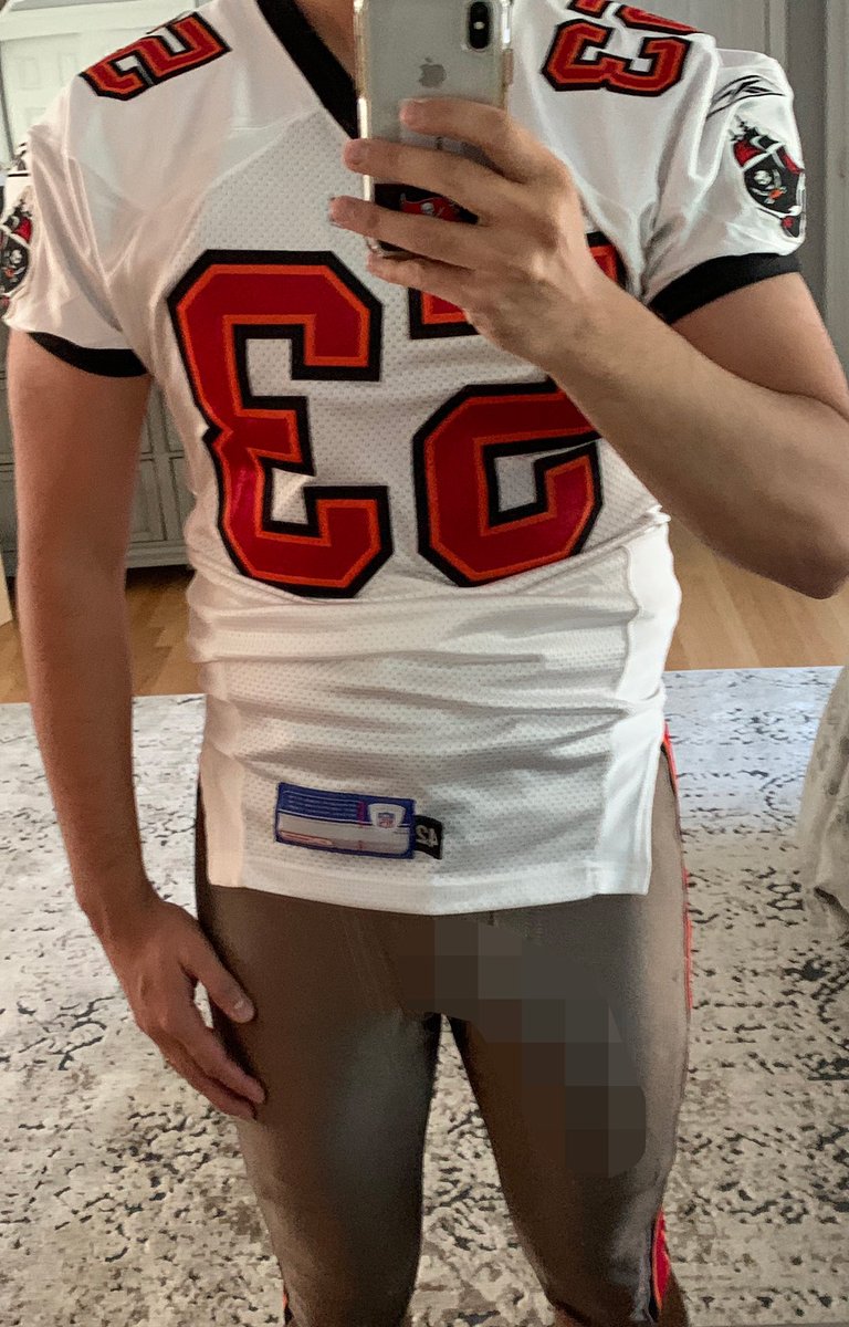 StevenCheah's tweet photo. The Bucs are rocking the white jerseys and pewter pants combo for the first time this season. With no good luck socks anymore, time to bust out the game issued pants. https://t.co/DAY7fi9szZ