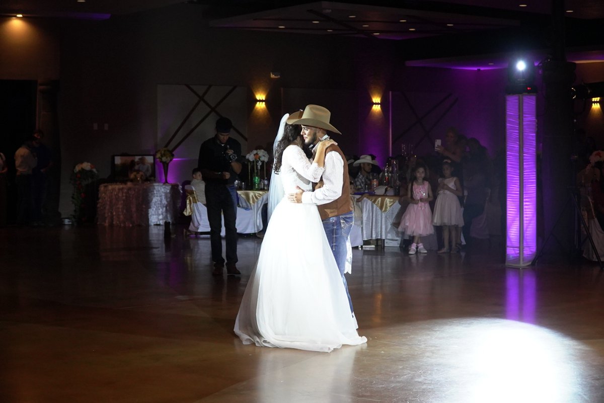 grvtygroup's tweet photo. Congratulations Diana and Michael!  Thank you for trusting Grvty with your special day. #GrvtyGroup #OklahomaDJ #Grvty #OklahomaWedding https://t.co/ZqWarlDbuf
