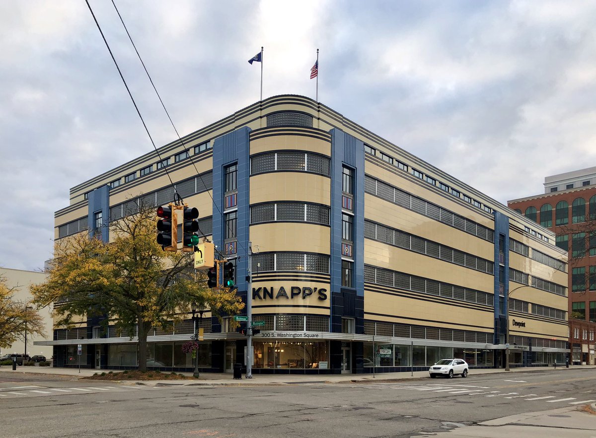 JoshLipnik's tweet photo. “Central Michigan’s Store of Stores”

Orlie Munson, Knapp’s Department Store (1937-39) Lansing, MI

one of the most impressive streamline moderne commercial buildings in the Midwest (or maybe anywhere?) https://t.co/agM6SmSfUu