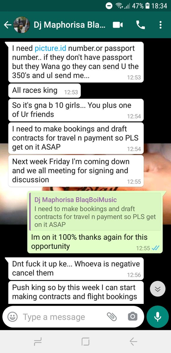 Styles_Blast's tweet photo. @DjMaphorisa i hope you see what's happening ngegama lakho.. find this guy he need to go to jail. #Trending #RetweeetPlease https://t.co/01Gydga1bm