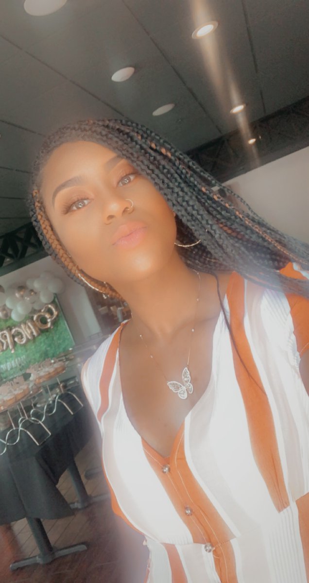 _PrettiestSmile's tweet photo. #FineGirlFall https://t.co/QthXFRmpng