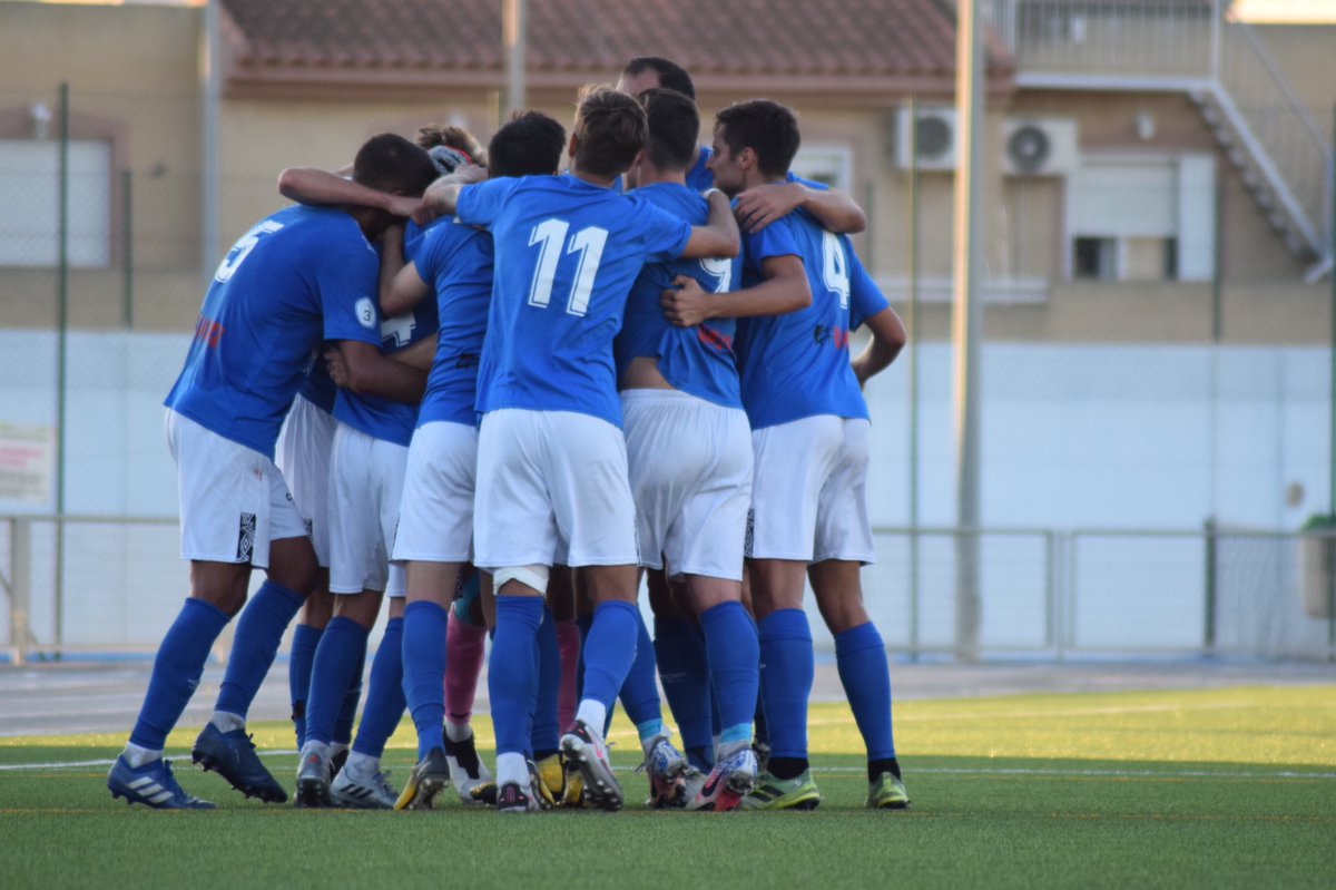 #MarMenorLorca // 📷 // ¡Nos estrenamos en <a href="/treceraG13/">Trecera.com ⚽️</a> 2020-21 con victoria! #FuerzaYHonor 💙⚪️