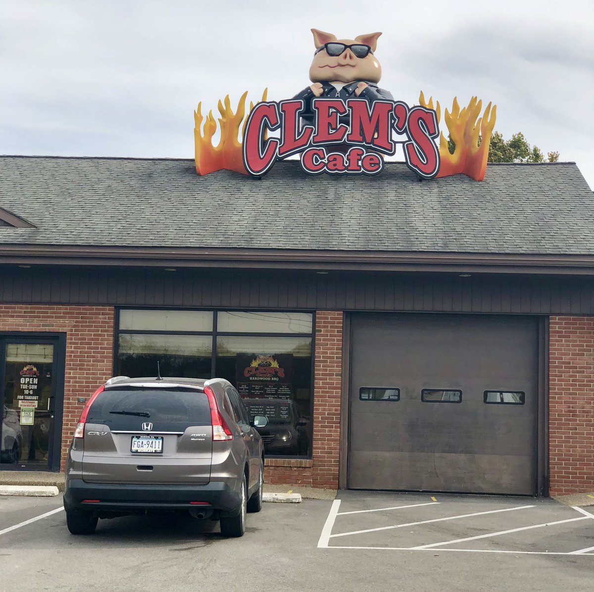 Himes412's tweet photo. When out this way, you have stop here at #Clems in #Blairsville #BestBBQ in Western PA! #NoContest
Picking up dinner for tonight! 😋😋😋🐷🐖 https://t.co/3BF34RHYN3