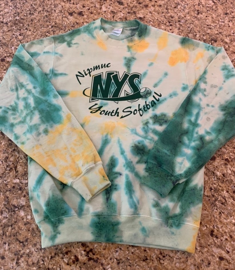 Rep your favorite team with NYS spirit wear! 👕

Surprise your favorite player or fan this holiday season with the coolest team merch. Order between now and Nov 1, all items will arrive in time for the holidays! linktr.ee/nipmucyouthsof…

#nipmucyouthsoftball