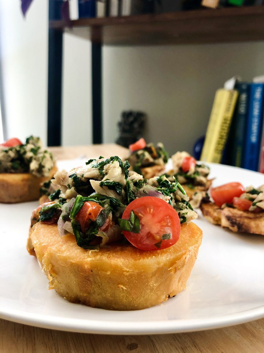 0moba's tweet photo. Took a small break from online protesting to create this quick appetizer - sweet potato &amp; plantain sliders. #ChefMD https://t.co/gXXo1ZjJlh